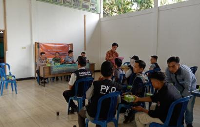 Sukseskan Tahapan Pemilu, Bhabinkamtibmas Polsek Lebong Selatan Hadiri Rapat Pleno Terbuka DPSHP