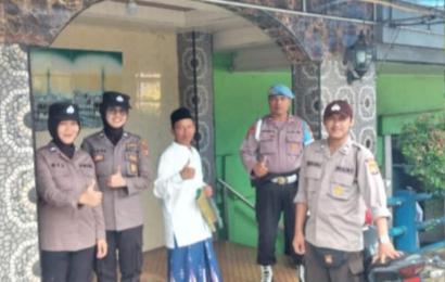 Program Jumat Religi, Personel Jajaran Polresta Bengkulu Rutin Amankan Ibadah Sholat Jumat