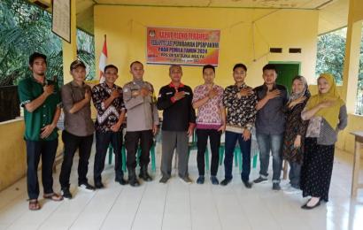 Bhabinkamtibmas Polsek Giri Mulya, Melakukan Pengawasan Rapat Pleno Terbuka DPSHP Pemilu 2024