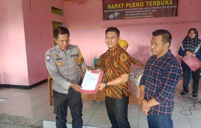 Kanit Intel Polsek Batiknau Hadiri Pleno Terbuka Rekapitulasi DPSHP