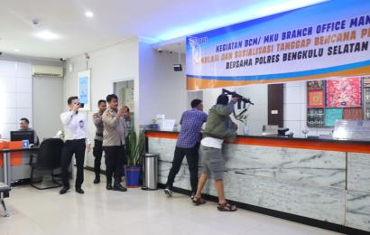 Polres BS Gelar Simulasi dan Sosialisasi Penangkapan Perampokan di Bank BRI Cabang Manna