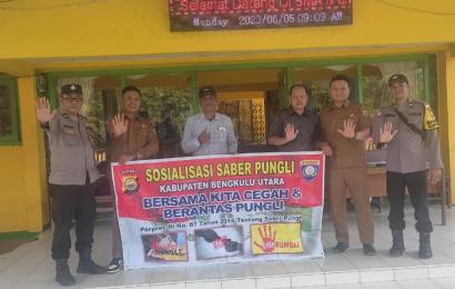 Cegah Pungli di Sekolah, Bhabinkamtibmas Polsek Padang Jaya Sosialisasikan Saber Pungli