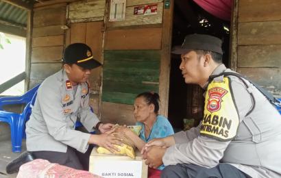 Sambut Hari Bhayangkara, Polsek Air Besi Bantu Masyarakat Kurang Mampu