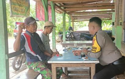 Lakukan Sambang, Bhabinkamtibmas Ajak Pemuda Jauhi Pengaruh Pergaulan Bebas 