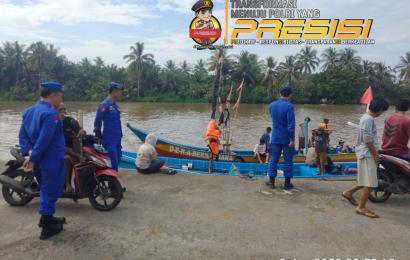 Sambang Masyarakat, Satpolairud Polres Bengkulu Selatan Imbau masyarakat Perairan dan Pengunjung Pantai Pasar Bawah