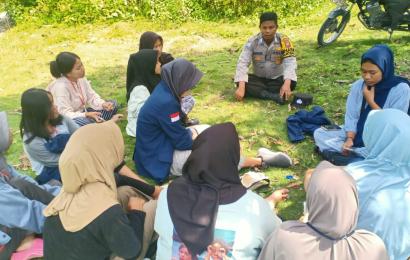 Polsek Enggano Gelar Jumat Curhat: Mahasiswi Keluhkan Soal Perusakan Terumbu Karang dan Racun Ikan