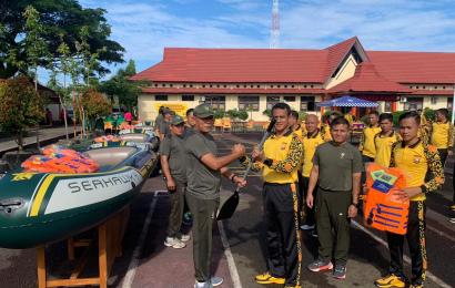 Sambut HUT Bhayangkara Ke-77, Polres Kaur  Olahraga Bersama Kodim 0408 BSK, Pos AL Linau, dan Brimob Subden 3B Pelopor Nusuk