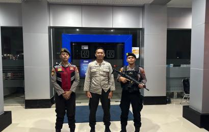 Patroli Malam Hari, Sambang Bank BRI Cabang Arga Makmur Guna Cegah Kriminalitas