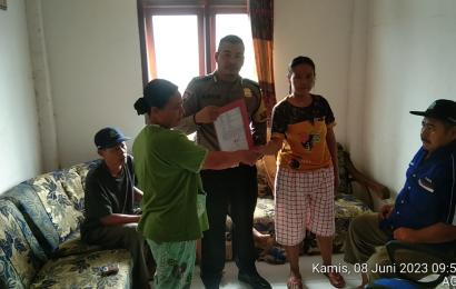 Ribut Mulut Bertetangga, Didamaikan Bhabinkamtibmas Polsek Lebong Tengah