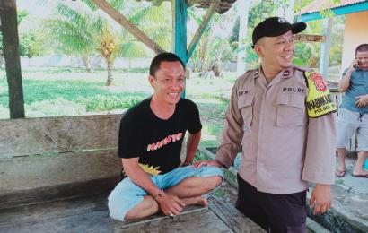 Selalu Aktif Jaga Silaturahmi, Bhabinkamtibmas Desa Kota Padang Sambangi Warga Binaan 