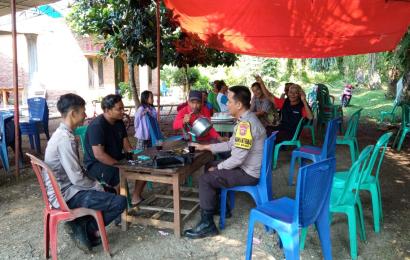 Bhabinkamtibmas Kota Manna, Monitoring Pelaksanaan Kegiatan Kampanye Terbuka Dalam Rangka Pilkades Jeranglah Rendah Tahun 2023
