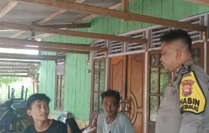 Monitoring Kamtibmas, Personel Batik Nau Duduk Bareng Warga