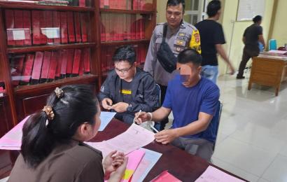 Sat Reskrim Polres BS Serahkan Pelaku Pencurian Ke Jaksa