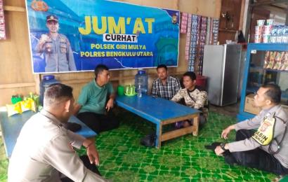 Tampung Aspirasi Masyarakat Polsek Giri Mulya Lakukan Jumat Curhat