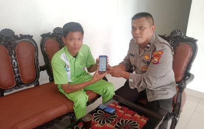Polsek Kerkap Sosialisasi Aplikasi Polri Super App Kepada Warga di Wilkum Polsek Kerkap