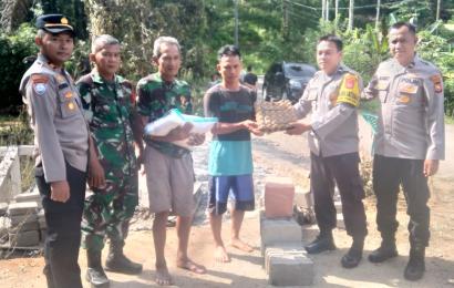 Respon Cepat, Sat Binmas Polres BS Datangi Warga yang Tertimpa Musibah Kebakaran