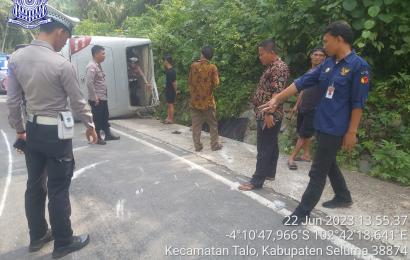 .Bus Berpenumpang 34 Orang Terguling di Seluma, 28 Orang Alami Luka