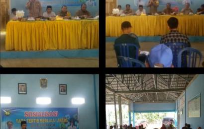 Kanit Binmas dan Bhabinkamtibmas, Jadi Narasumber Sosialisasi Tata Tertib Berlalu Lintas di Desa Beringin Datar 