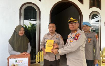 Berikan Perhatian, Polres BS Gelar Bakti Kesehatan Home Visit Kepada Anggota yang Sakit Menahun 