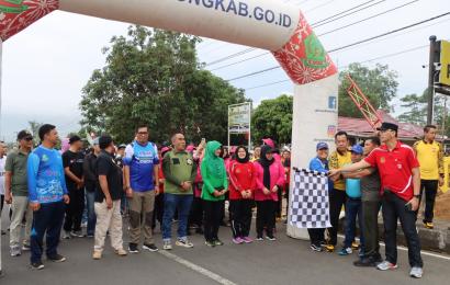 Jalan Santai dan Aneka Kegiatan Sambut Hari Bhayangkara Ke-77 