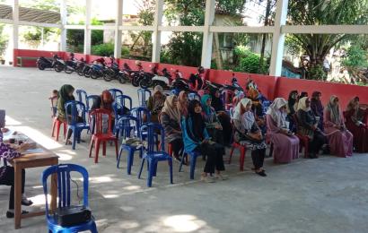 Bhabinkamtibmas Polsek Ketahun Hadiri Rapat Stunting di Desa Pasar Ketahun