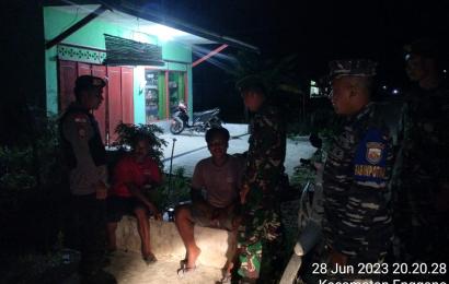 Patroli Gabungan TNI-Polri Amankan Malam Takbiran Iduladha