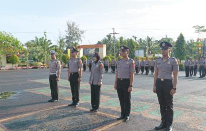 Polres Kaur Laksanakan Upacara Korps Rapot Kenaikan Pangkat Personel 