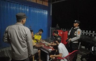 Berikan Keamanan kepada Masyarakat, Polsek Maje Patroli Dialogis 