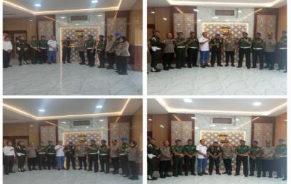 Polresta Bengkulu, Terima Ucapan dan Kue Ulang Tahun dari Denpom Bengkulu