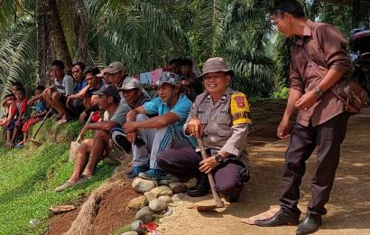 Sambang Dialogis, Bhabinkamtibmas Polsek Berikan Imbauan Kamtibmas Kepada Warga Kelurahan Masat 