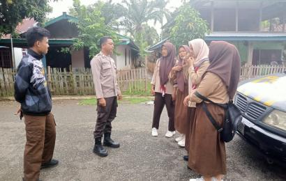 Bhabinkamtibmas, Sambang Dialogis kepada Siswa Sekolah SMAN 08 Bengkulu Selatan