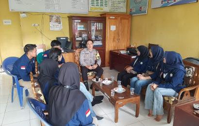 Jumat Curhat Bhabinkamtibmas, Mahasiswa Minta Dukungan dan Kelancaran Selama Kegiatan KKN di desa