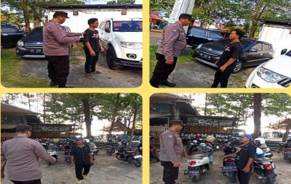Personel Polsek Teluk Segara Patroli Sore di Pantai Zakat