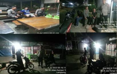 https://www.viralpublik.com/patroli-dialogis-polsek-ratu-samban-sambangi-dan-tegur-warga-yang-masih-berada-diluar
