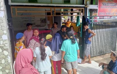 Bhabinkamtibmas Hadiri Kegiatan Pembagian Bahan Pangan Itik di Desa Ketenong Sebelat Ulu