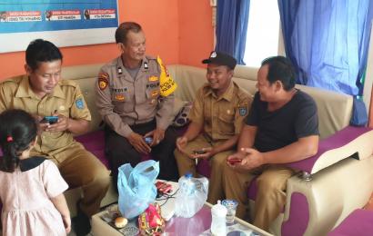 Polisi RW Batik Nau Gencarkan Sosialisasi Super App Polri