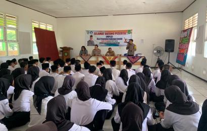 Kapolsek Kedurang Berikan Penyuluhan Tertib Lalu Lintas dan Kenakalan Remaja di SMA Negeri 08 BS