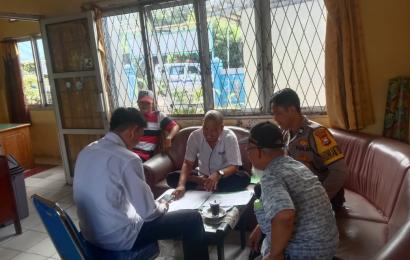 Bhabinkamtibmas Polsek Gading Cempaka, Sambang Silahturahmi Bersama KPPS dan Staf Kelurahan Lingkar Barat