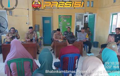 Bhabinkamtibmas Polsek Tanjung Kemuning Hadiri Pembagian BLT DD Tahap 2 di Desa Rigangan 3