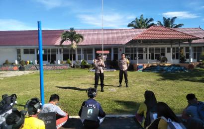 Berpartisipasi dalam MOS, Polsek Lais Berikan Pembekalan Kepada Siswa