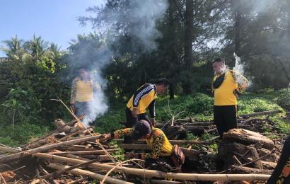 Kapolres Bengkulu Utara Apresiasi Bersih Pantai Yang Dilakukan Polsek batiknau