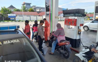 Patroli, Polsek Kota Monitoring Distribusi Dan Antrean BBM di SPBU Kutau