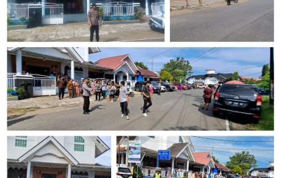 Kapolsek Teluk Segara Bersama Personel Berikan Pengamanan Ibadah Minggu di Gereja HKBB Jitra 