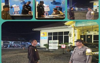 Personel Polsek Teluk Segara Patroli Mobiling Sambangi Security PLN UP3 Bengkulu