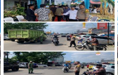 Sambangi Resepsi Pernikahan Warga Binaannya, Bhabinkamtibmas Polsek Muara Bangkahulu Sampaikan Imabauan Kamtibmas