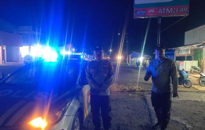 Laksanakan Patroli Blue Light, Polsek Lais Jaga Kondusivitas Keamanan