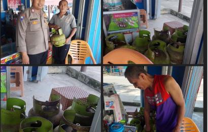 Bhabinkamtibmas Polsek Gading Cempaka Melaksanakan Monitoring Kelangkaan Gas LPG 3 Kg di Wilayah Binaan