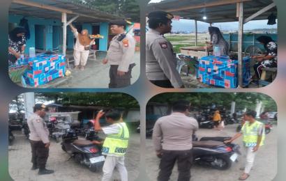 Personel Polsek Teluk Segara Patroli Mobiling, Sambangi Penendara Motor dan Petugas Parkir
