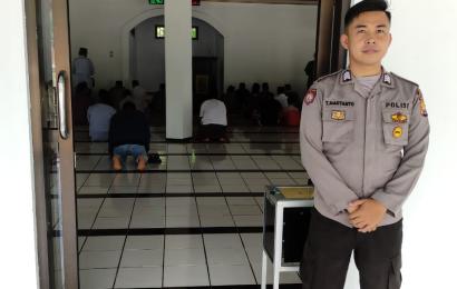 Pastikan Ibadah Lancar, Polsek Giri Mulya Amankan Kegiatan Shalat Jumat di Masjid Jamik Al Huda