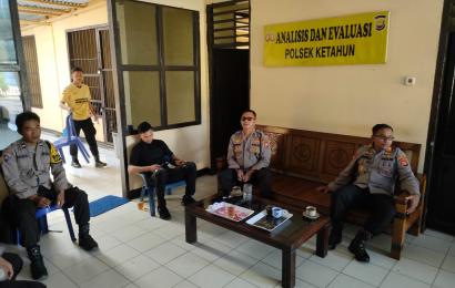 Pimpin Anev Mingguan, Kapolsek Ketahun Berikan Arahan dan Semangat